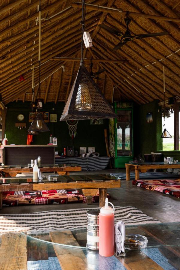 Hippie Land Hampi Hotel Exterior foto