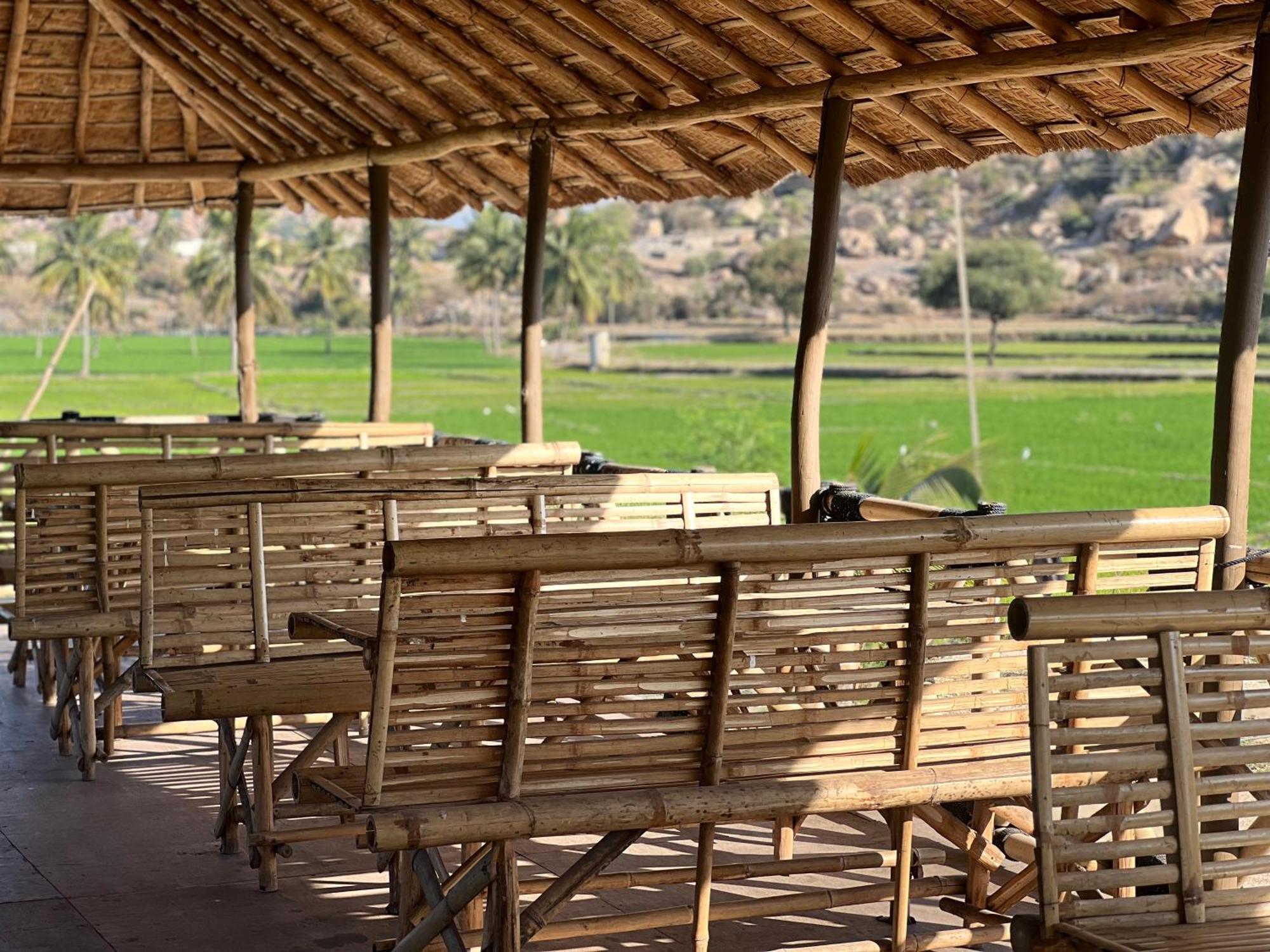 Hippie Land Hampi Hotel Exterior foto
